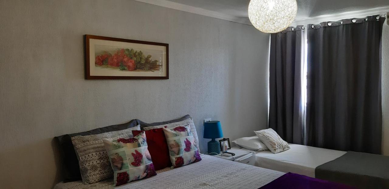 Pousada Cris Garden Bed&Breakfast Фос-ду-Іґуасу Екстер'єр фото