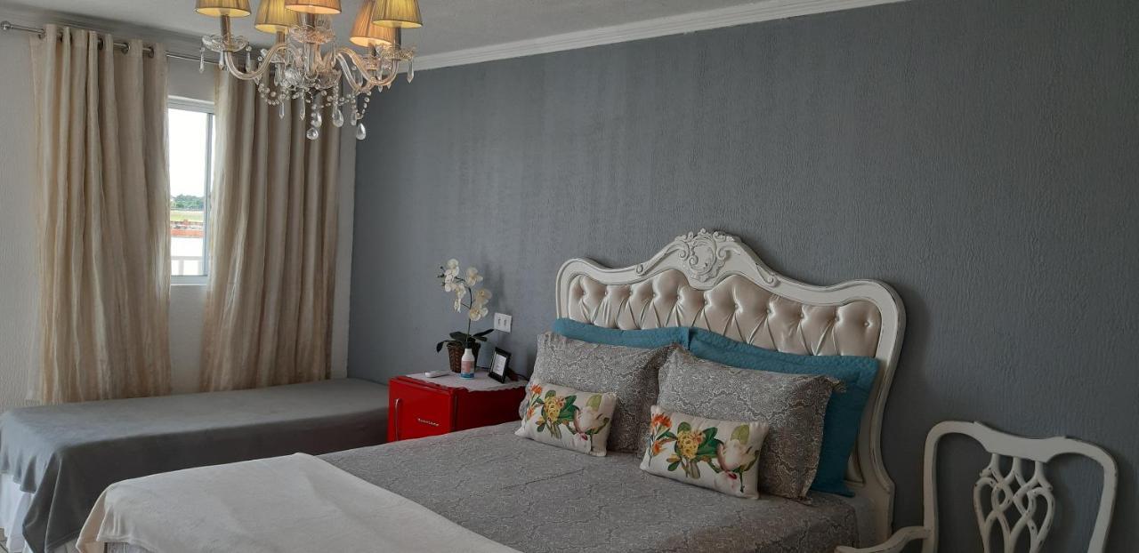 Pousada Cris Garden Bed&Breakfast Фос-ду-Іґуасу Екстер'єр фото