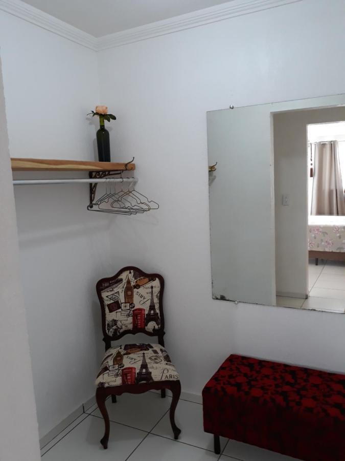 Pousada Cris Garden Bed&Breakfast Фос-ду-Іґуасу Екстер'єр фото